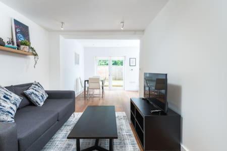 Appartement Flat With Garden Wpra